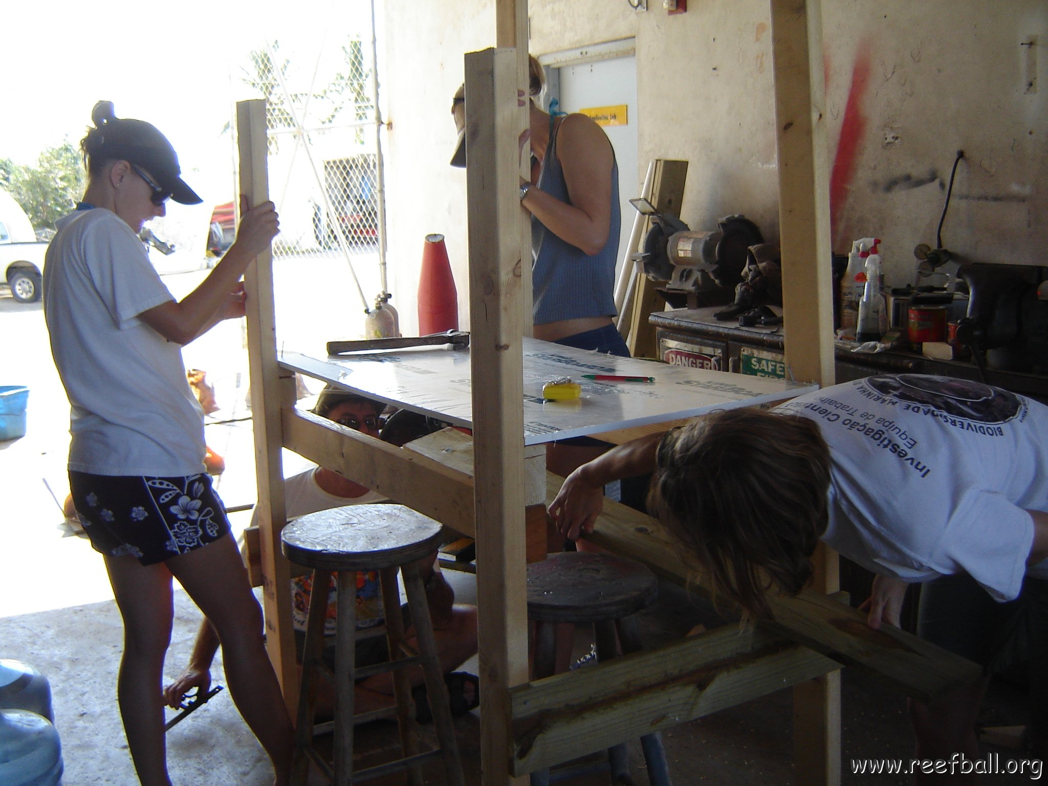Jenna_Grand_Cayman_070301 011