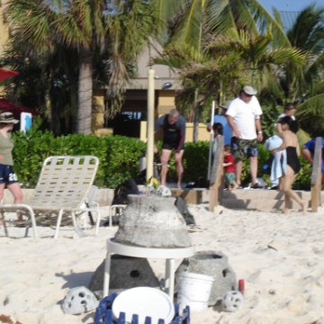 Larry_Grand_Cayman_070301 300 Larry_Grand_Cayman_070301 300