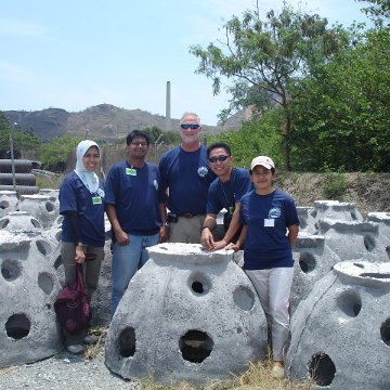 PTNNT Nusa Tenggara conserves coral reefs with 2000 reef balls