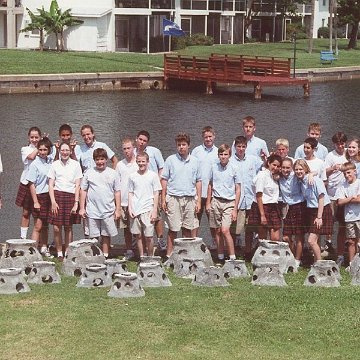 group_pic_with_reefs_at_st._raph_2000_2
